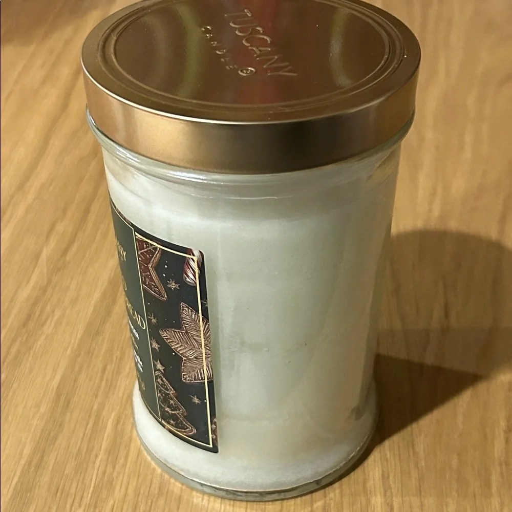 Tuscany Candle Iced Gingerbread Scented Candle Limited Edition - Picture 16 of 16